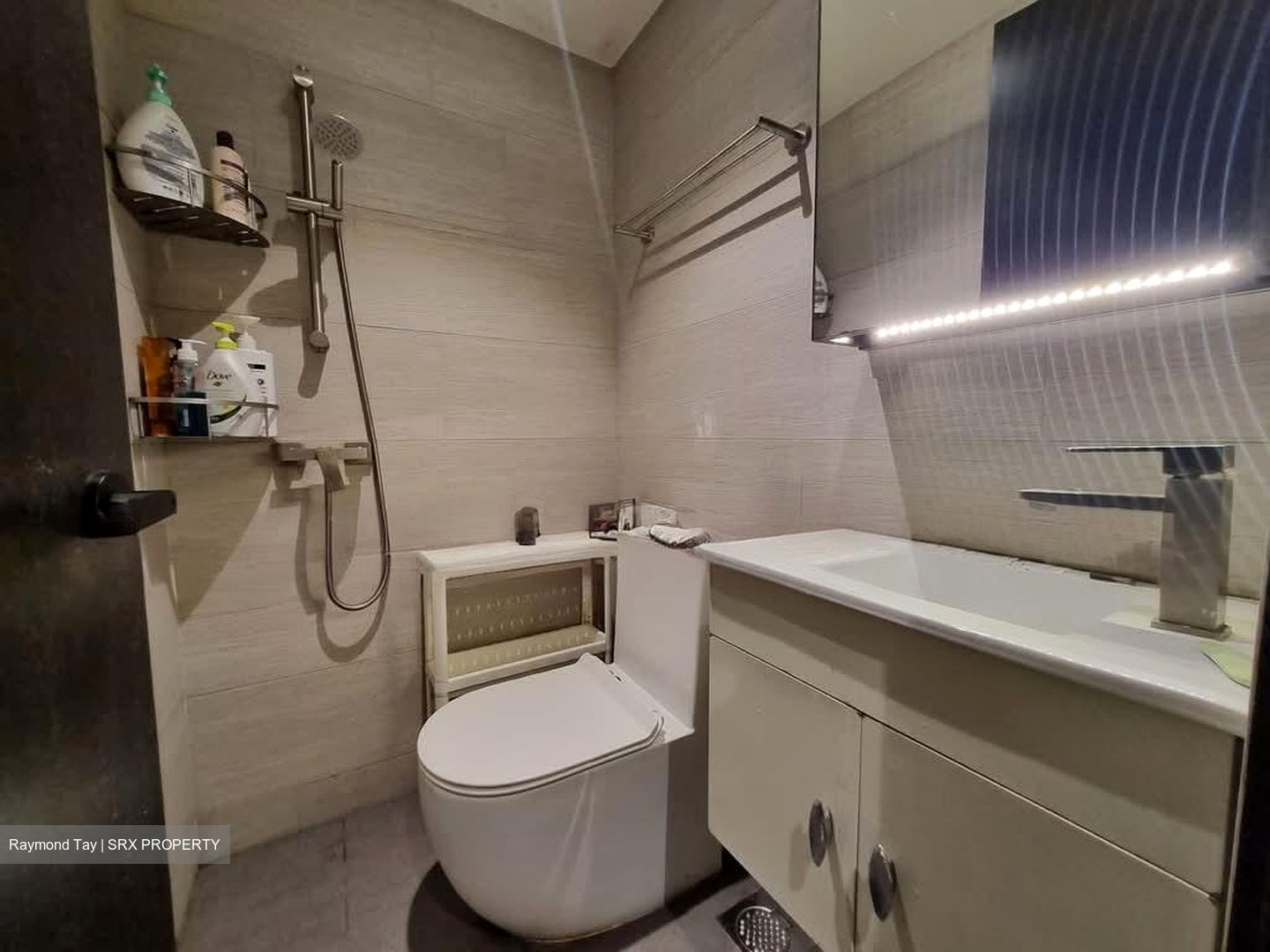 International Plaza (D2), Apartment #604848861